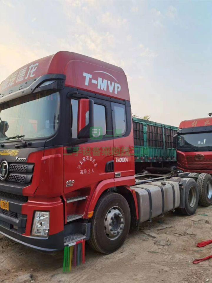 出售九成新的手續在手8個月德龍X3000 430雙驅牽引車