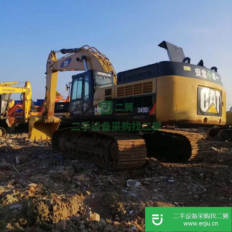 江蘇出售二手卡特彼勒挖掘機