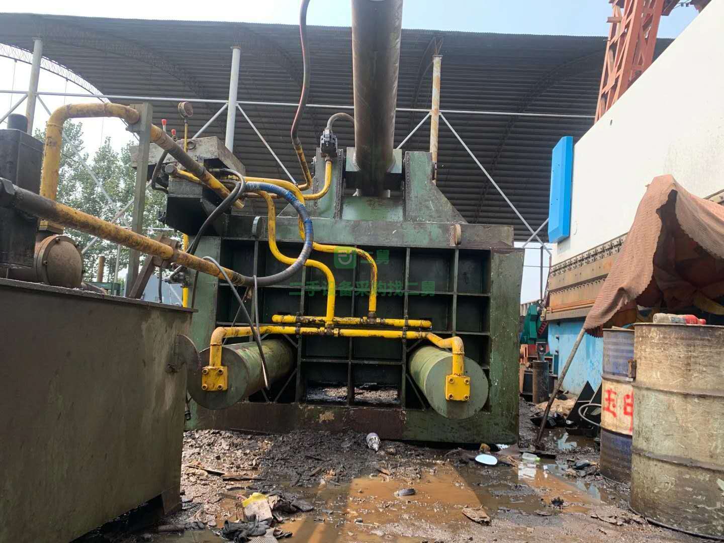 出售一臺江陰萬事達250噸金屬打包機，料箱2米x2.5米包塊60