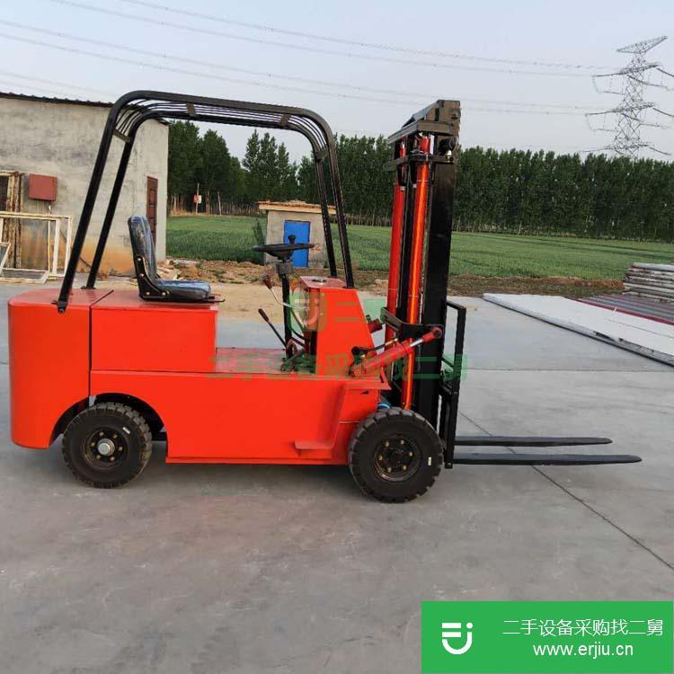山東出售全電動堆高叉車