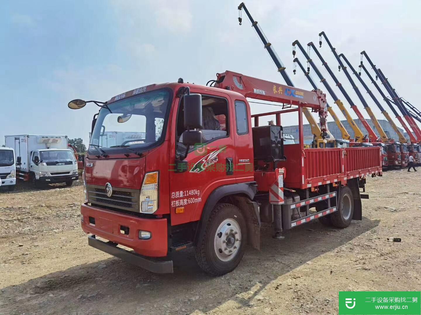 湖北出售二手重汽王牌130馬力吊車