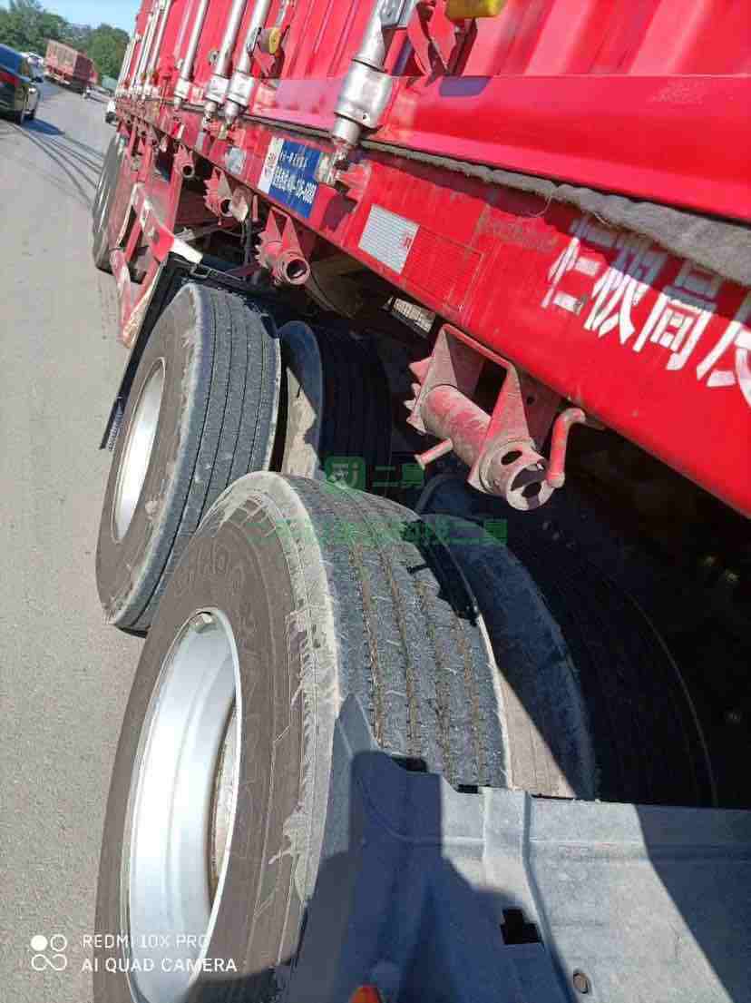 出售八個月新款2.0高寒版解放J6/420馬力牽引車