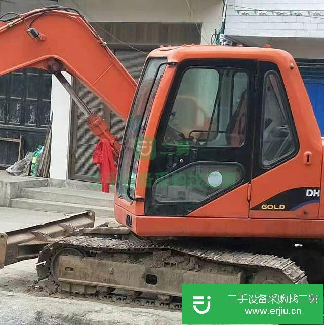 貴州出售二手斗山DH80挖掘機