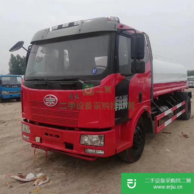 山東出售二手公路環衛灑水車