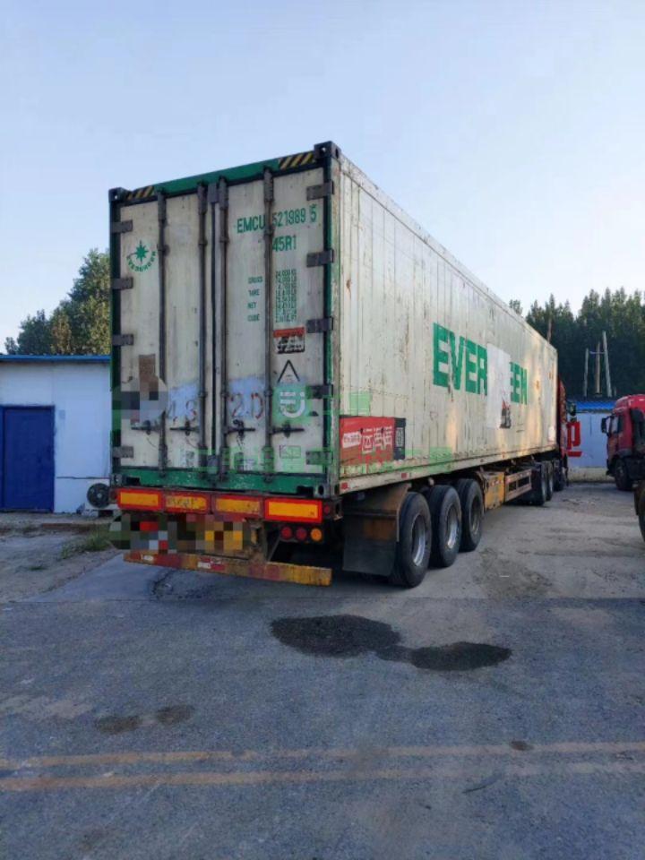出售九成新的青島解放JH6，500馬力牽引車