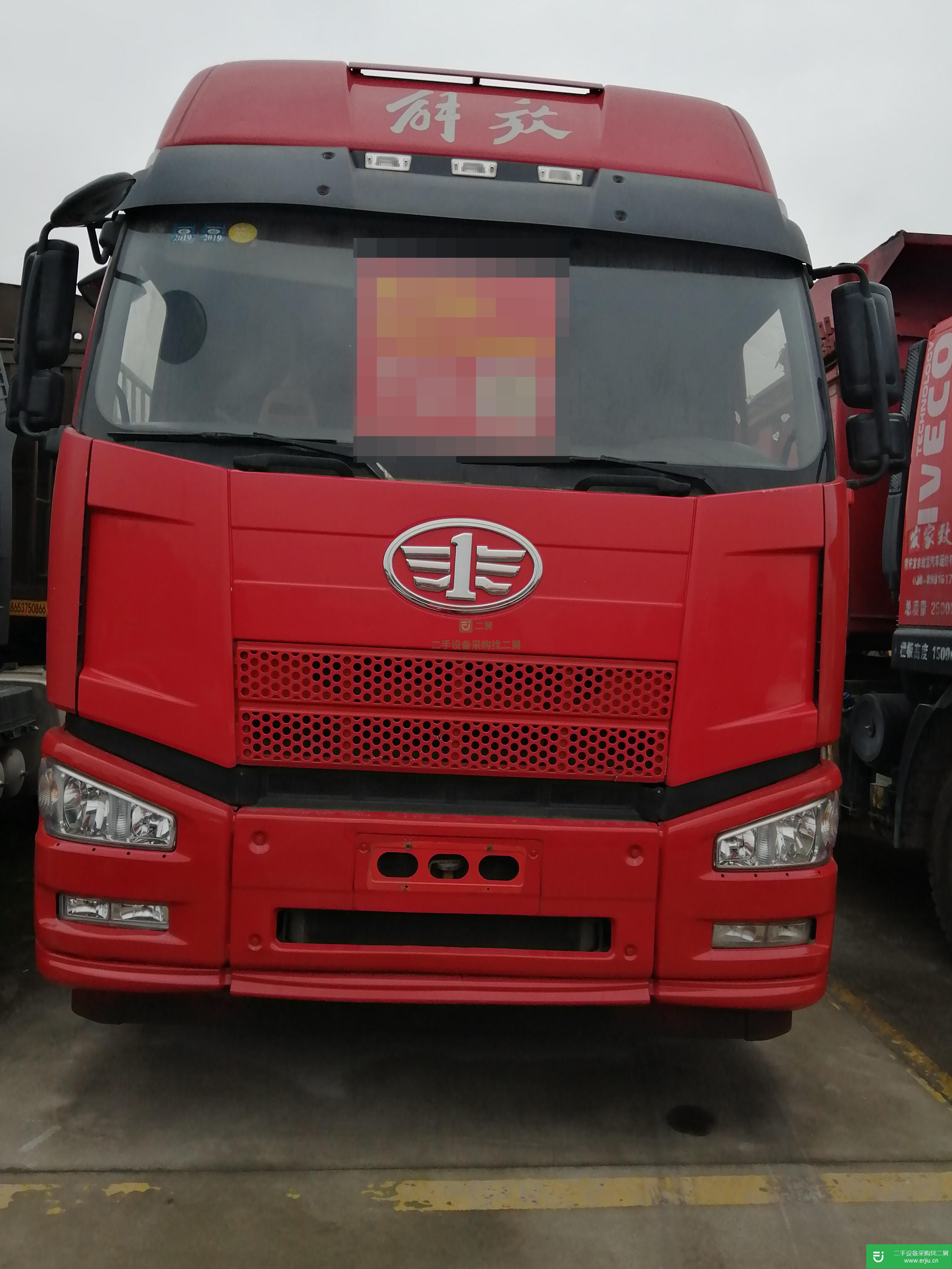 重慶出售二手解放牽引車(chē)頭