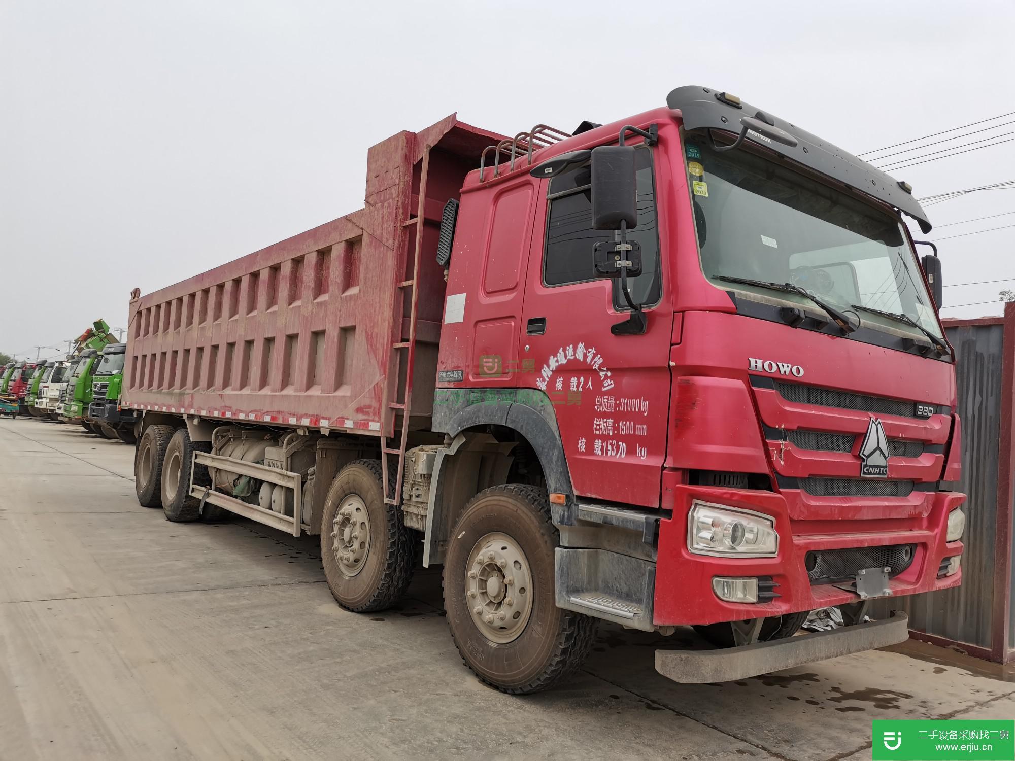 山東出售二手豪沃自卸車