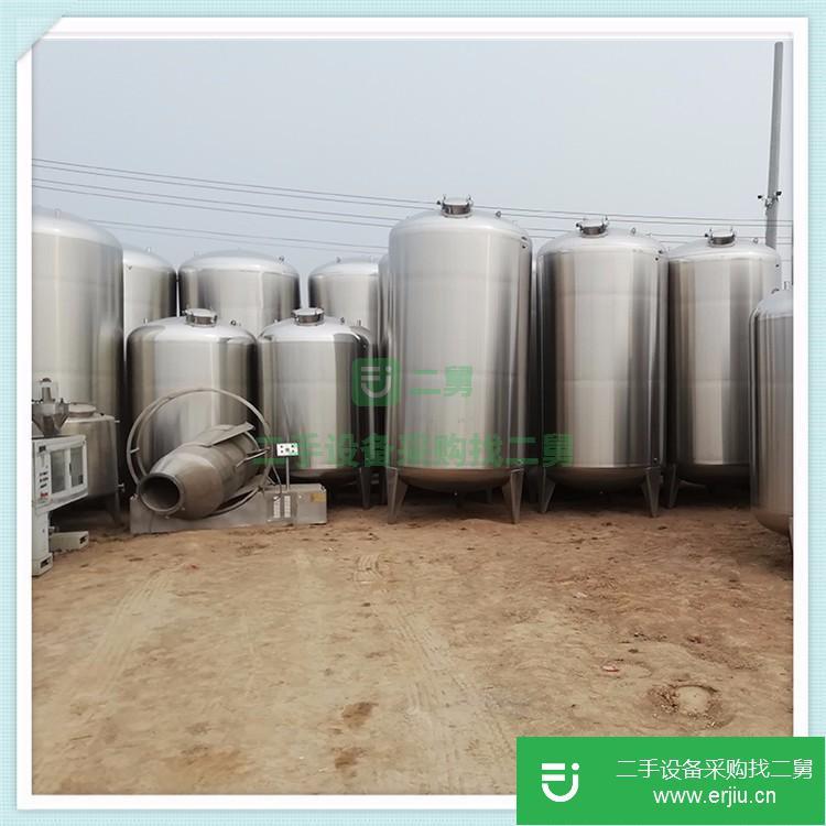 山東出售二手不銹鋼立式儲存罐