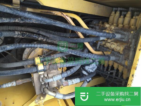 河南轉(zhuǎn)讓出售小松挖掘機(jī)