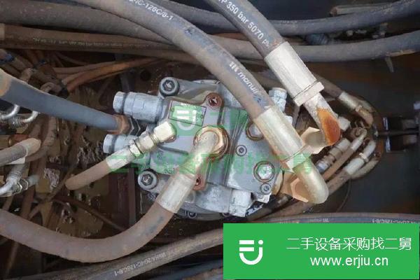 云南出售二手沃爾沃210B挖掘機