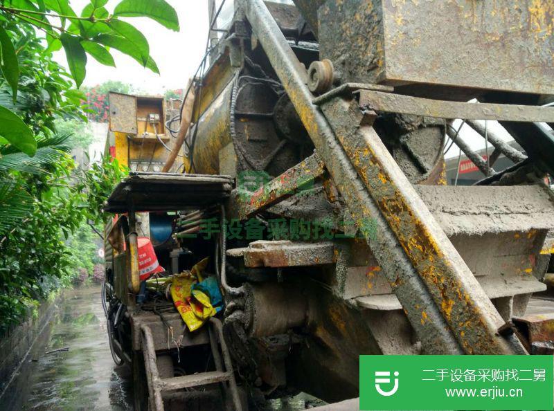 重慶出售二手東風柳汽乘龍載貨車