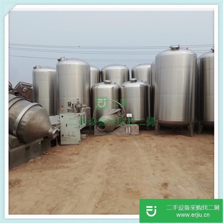 山東出售二手不銹鋼立式儲存罐