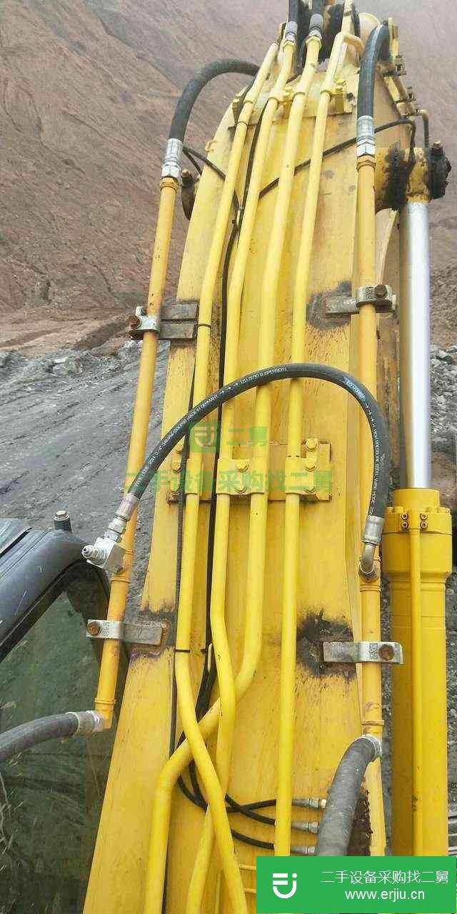 黑龍江出售二手住友SH240-5挖掘機(jī)