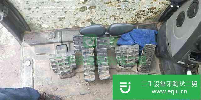 黑龍江出售二手住友SH240-5挖掘機(jī)