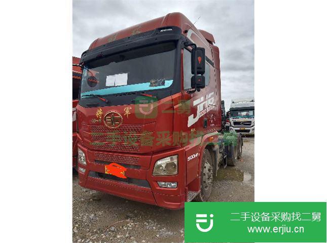 江西出售二手青島解放牽引車