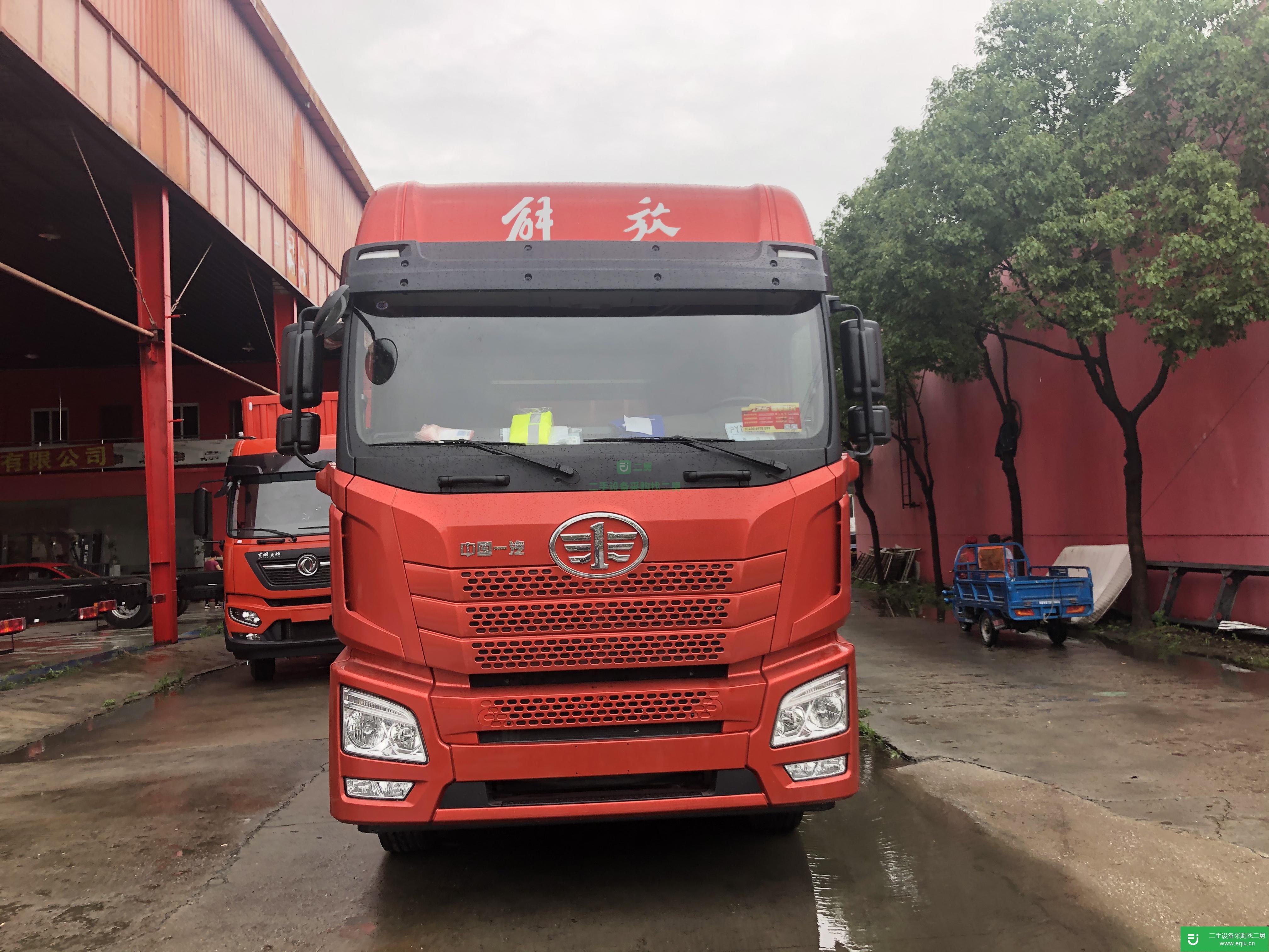 上海出售二手青島解放箱式貨車