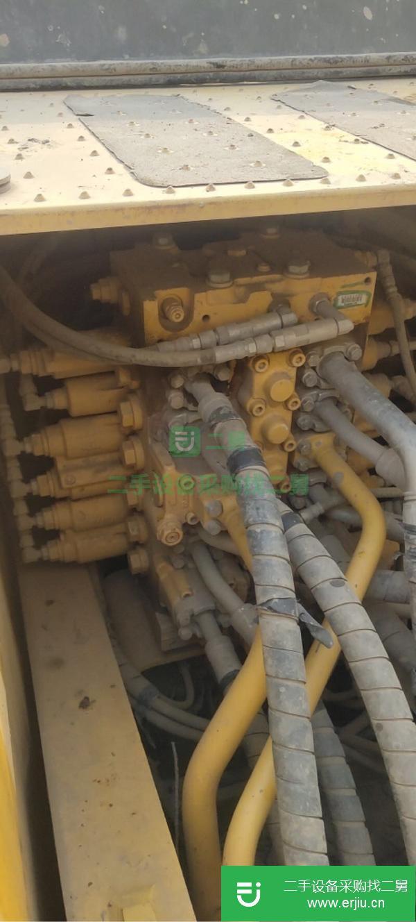 上海出售二手小松PC220-8MO挖掘機