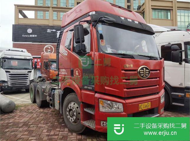 江西出售二手一汽解放牽引車