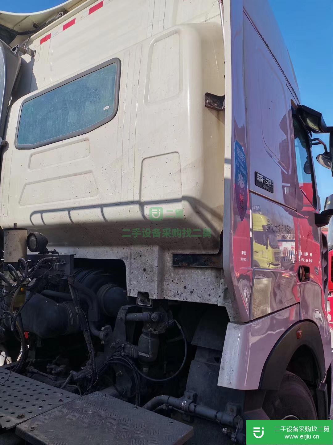 山東出售二手中國重汽牽引車