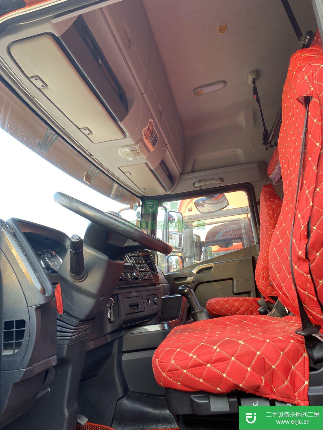 山東出售二手青島解放牽引車