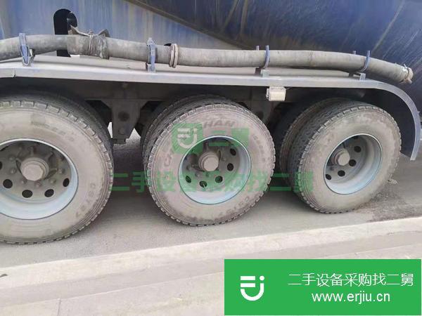 河南轉(zhuǎn)讓出售二手德龍牽引車