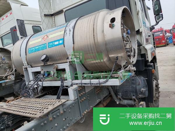 河南出售二手中國重汽燃氣雙驅牽引半掛車