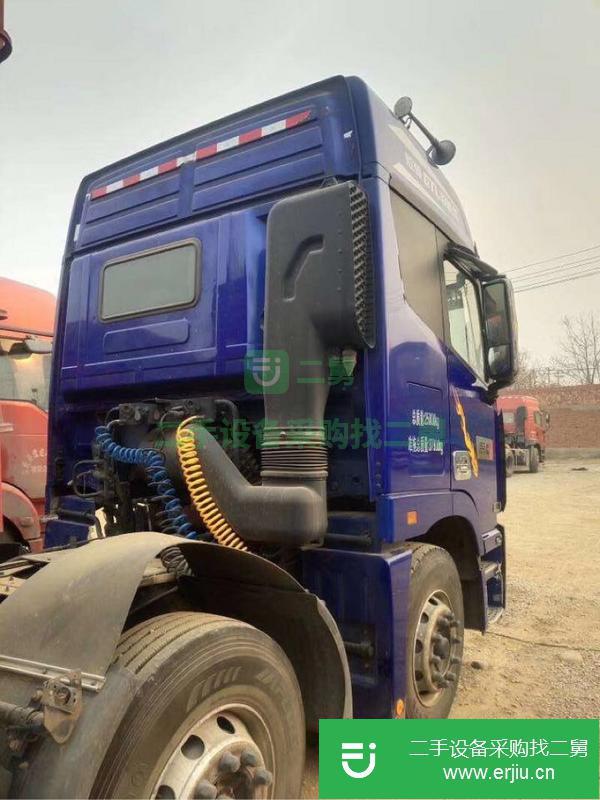 云南出售二手歐曼牽引車