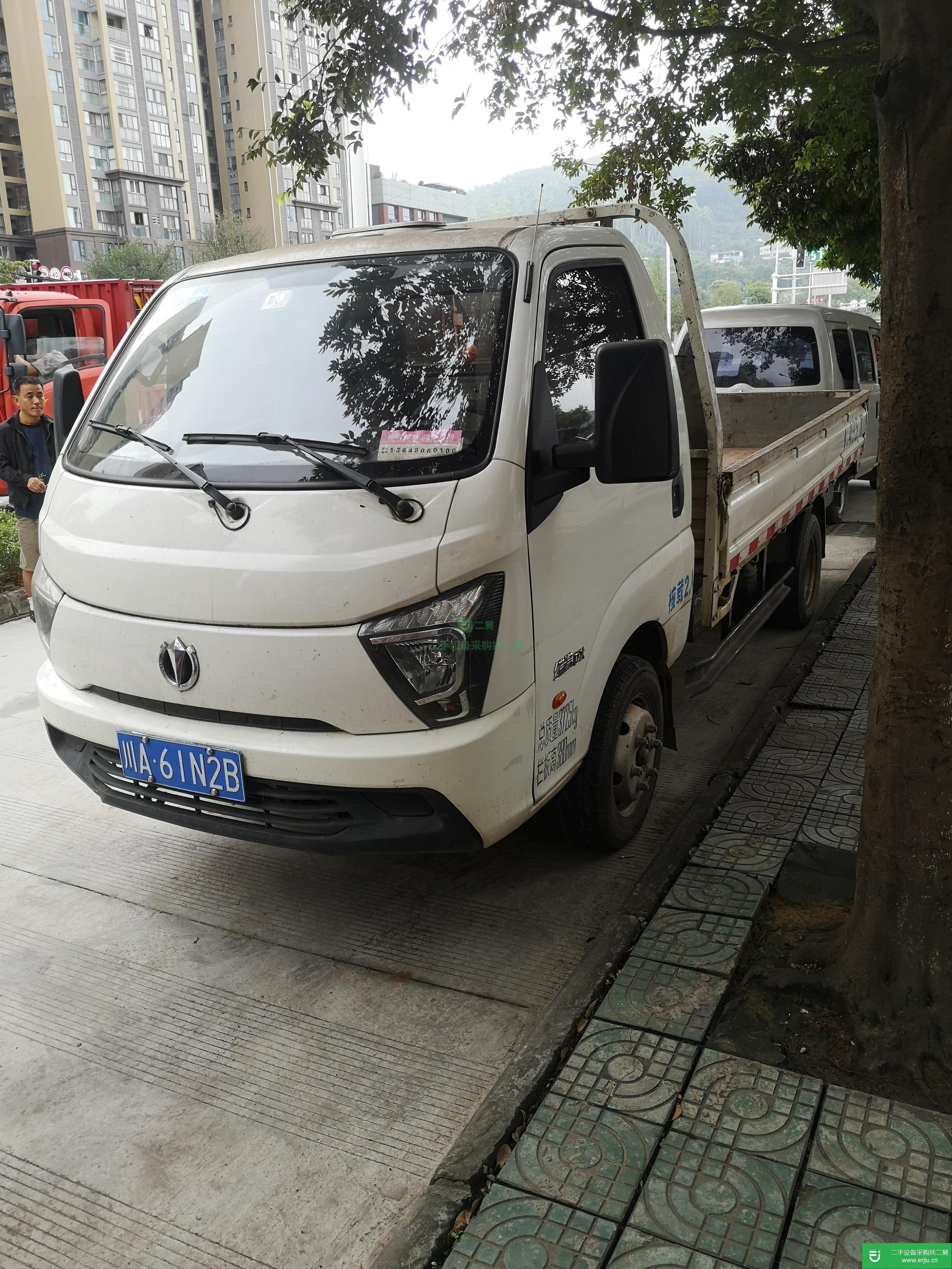 四川出售二手飛碟締途貨車