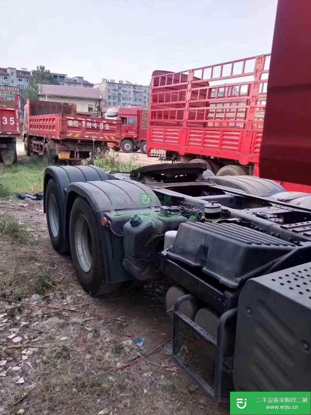 廣西出售二手青島解放牽引車