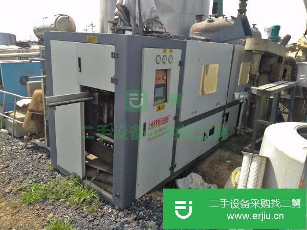 山東出售二手全自動吹瓶機
