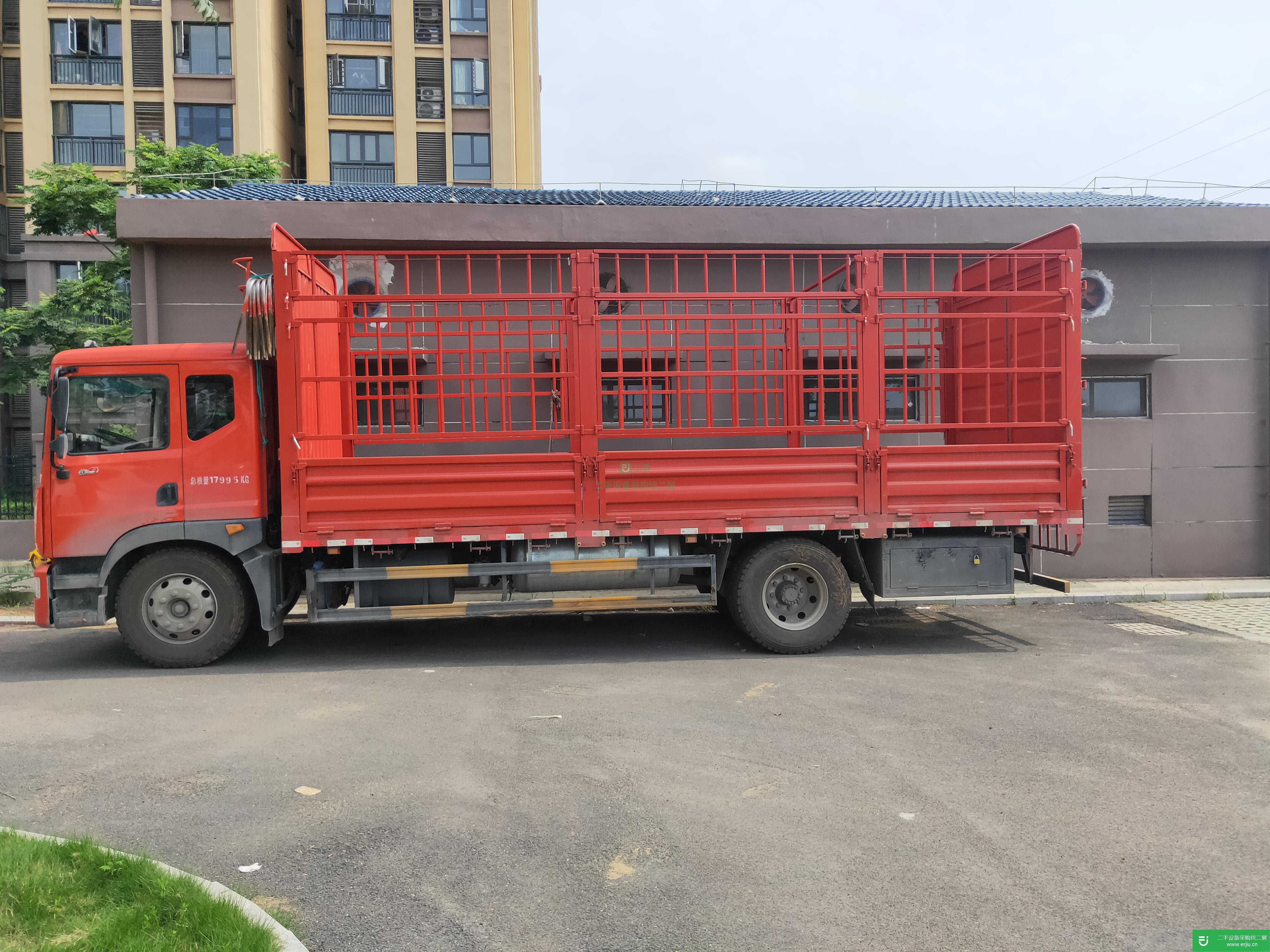 湖北出售二手東風多利卡高欄載貨車