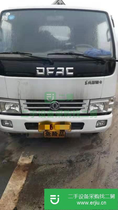 江蘇出售二手東風多利卡油罐車