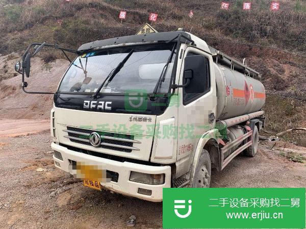 湖北出售二手多利卡油罐車