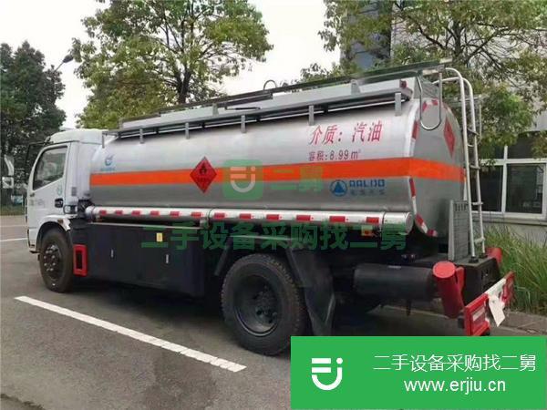 四川出售二手油罐車