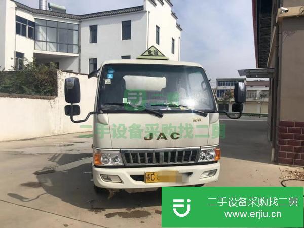 山東出售5噸油罐車   手續齊全