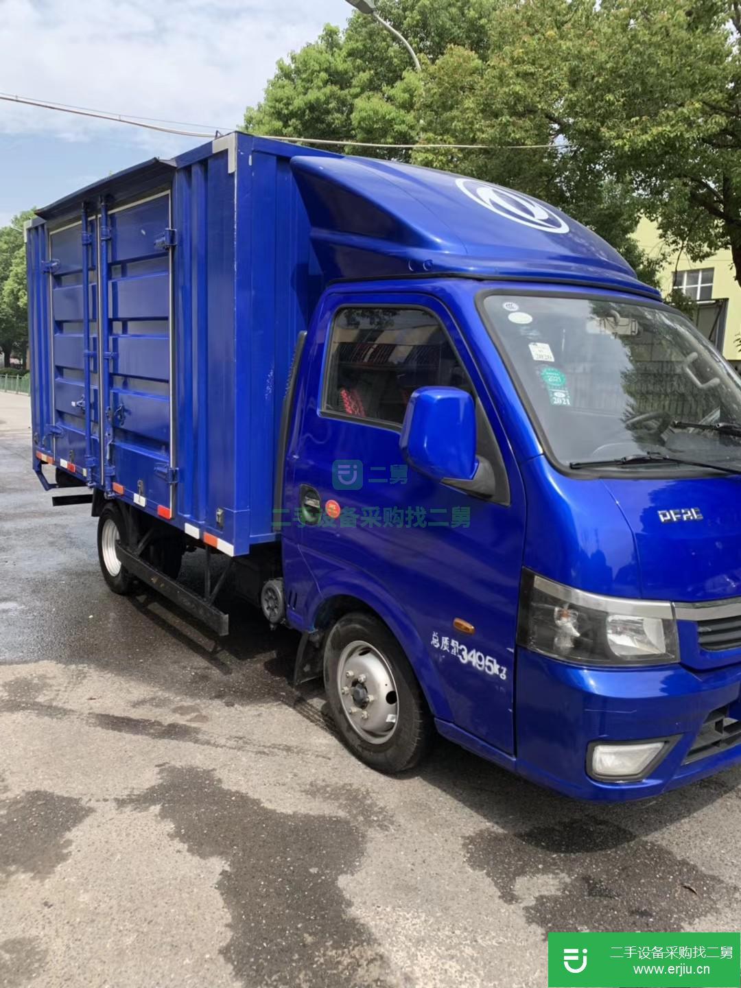 江蘇出售二手東風多利卡箱式貨車