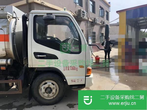 山東出售5噸油罐車   手續齊全