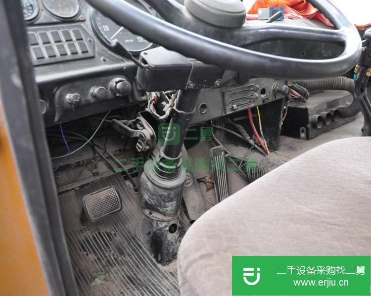 上海出售二手25噸汽車吊