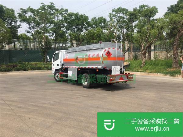 河南轉(zhuǎn)讓出售8噸東風(fēng)油罐車