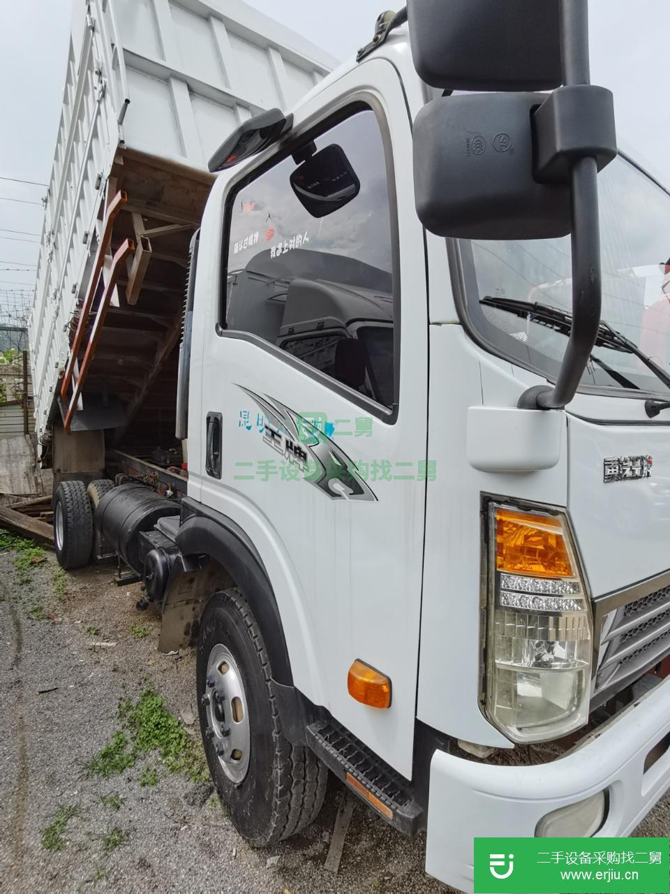 云南出售二手重汽豪沃自卸車