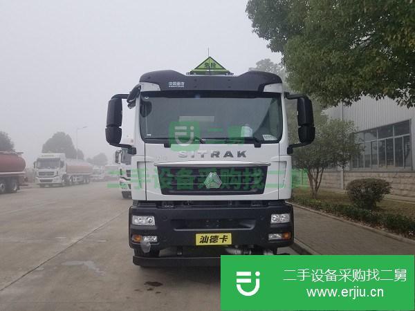 新疆出售二手楚勝牌油罐車