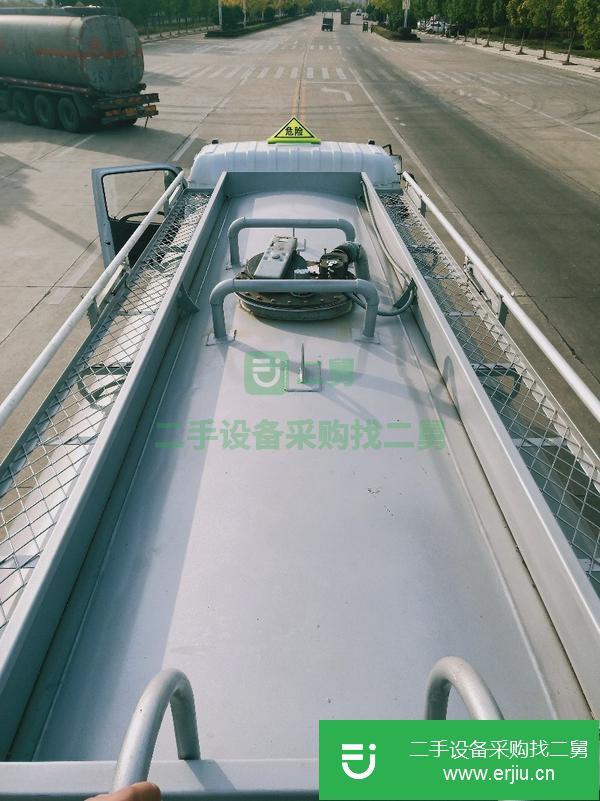 江西出售二手8噸油罐車   帶手續