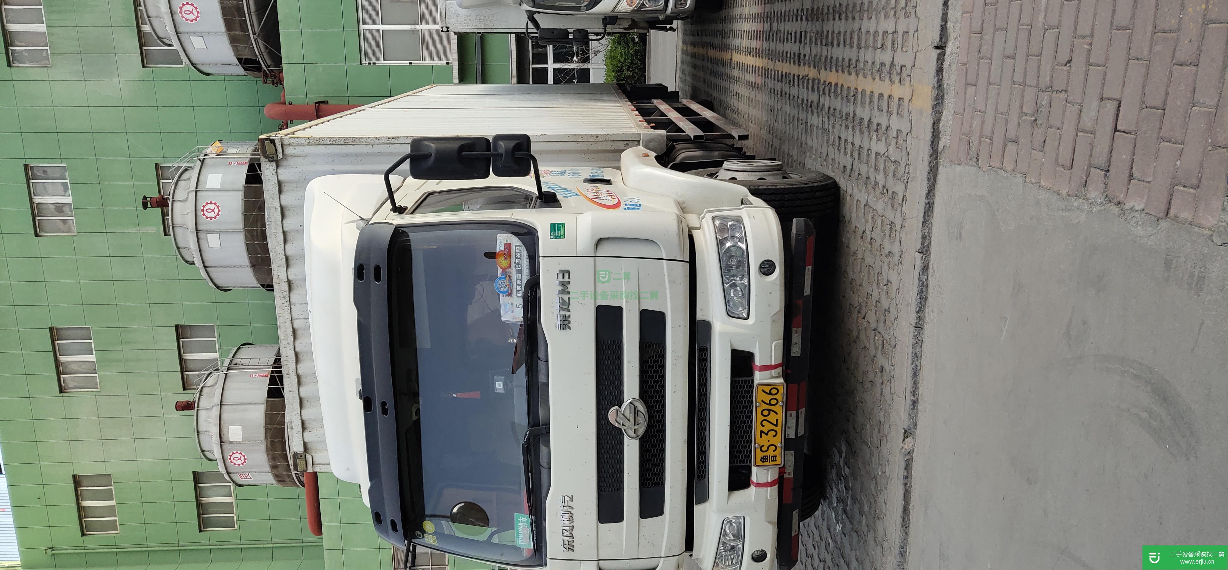 山東出售二手東風柳汽箱式貨車