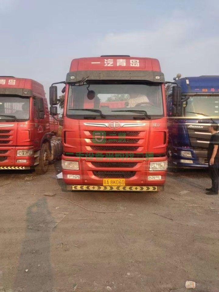 出售16年12月捍衛(wèi)350雙驅(qū)車頭牽引車，國五排放，車況精品，