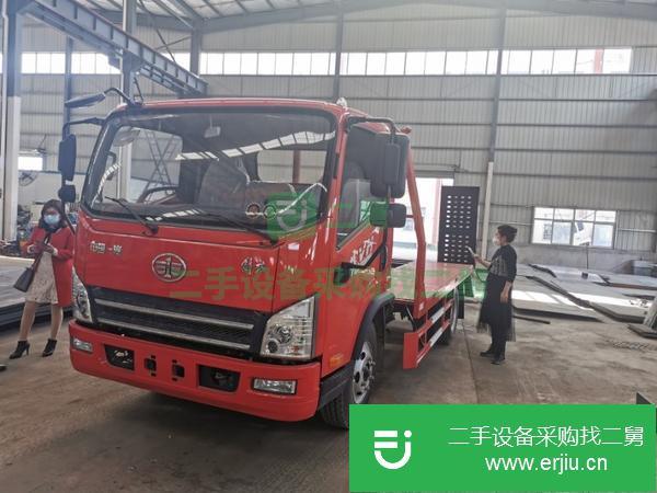 湖北轉(zhuǎn)讓出售藍(lán)牌不超重解放平板運(yùn)輸車  140馬力