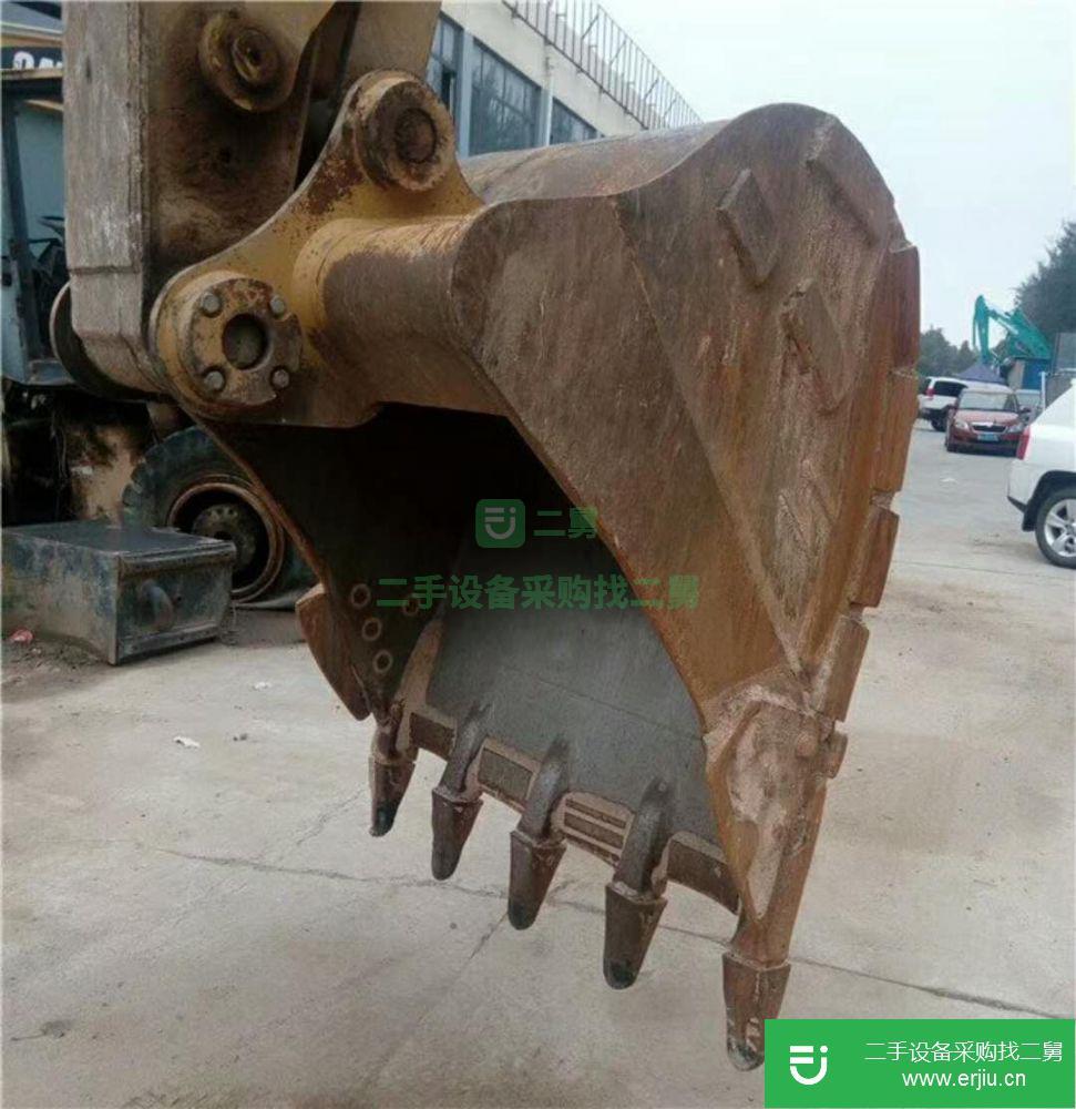 河北出售二手卡特彼勒323D2L挖掘機