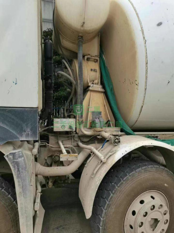 出售大18方國四豪沃攪拌運輸車