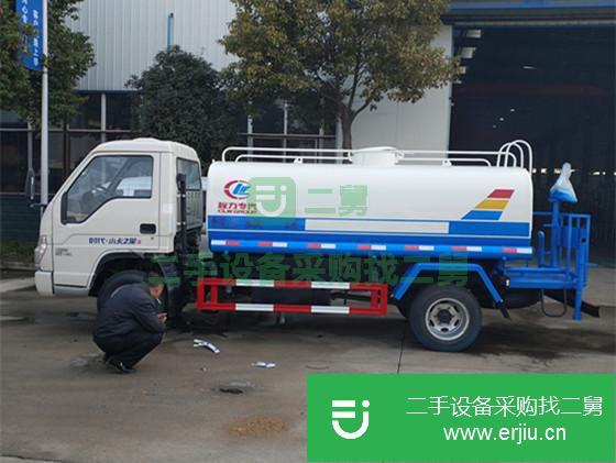 湖北出售二手的綠化環(huán)保灑水車(chē)