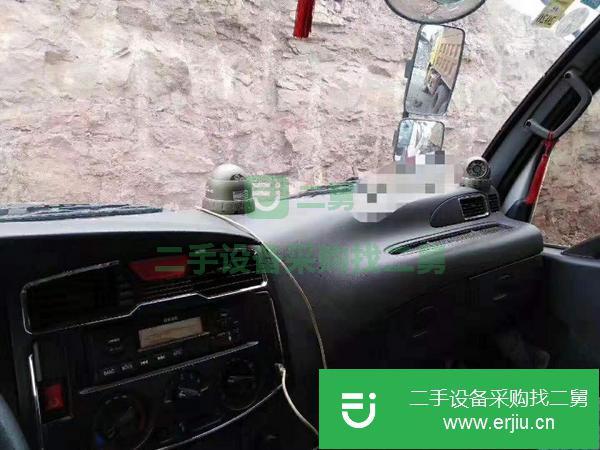 貴州出售二手的油罐車