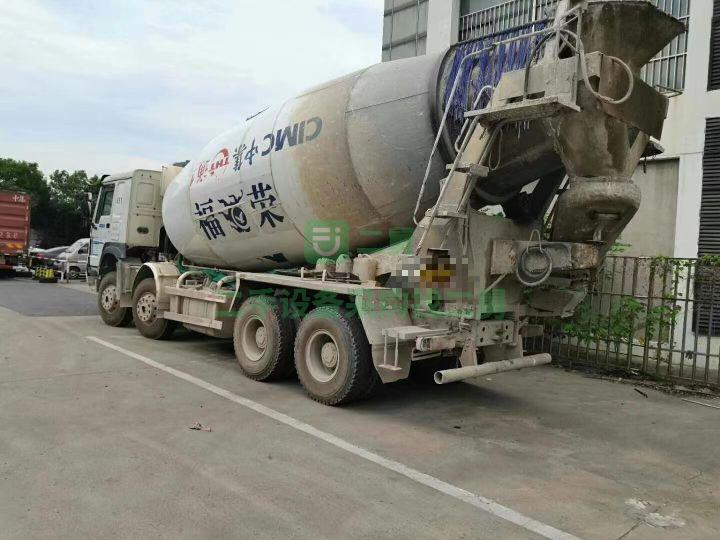 出售大18方國四豪沃攪拌運輸車